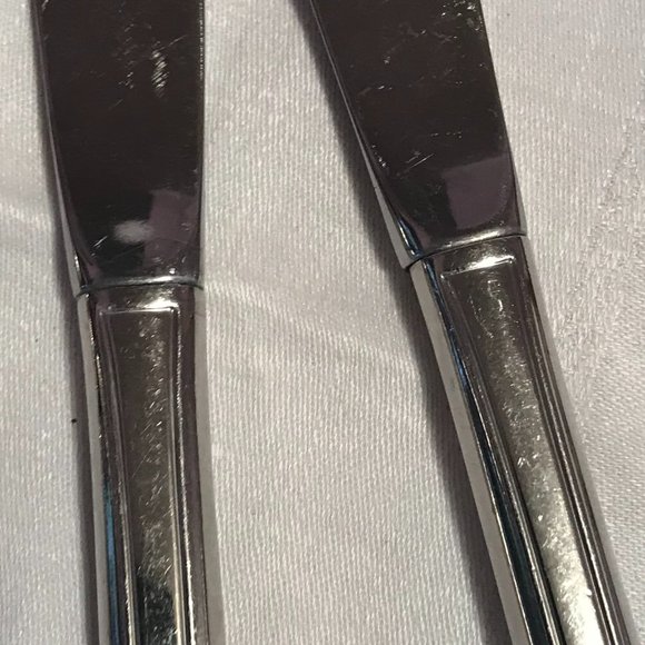 Oneida Stainless - Midtown - Picture 2 of 3